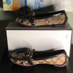 COACH signature print loafer